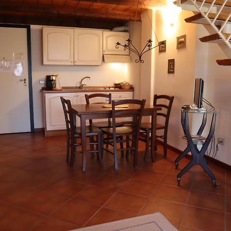 Relais Ca Nova Guest House Bogogno Buitenkant foto