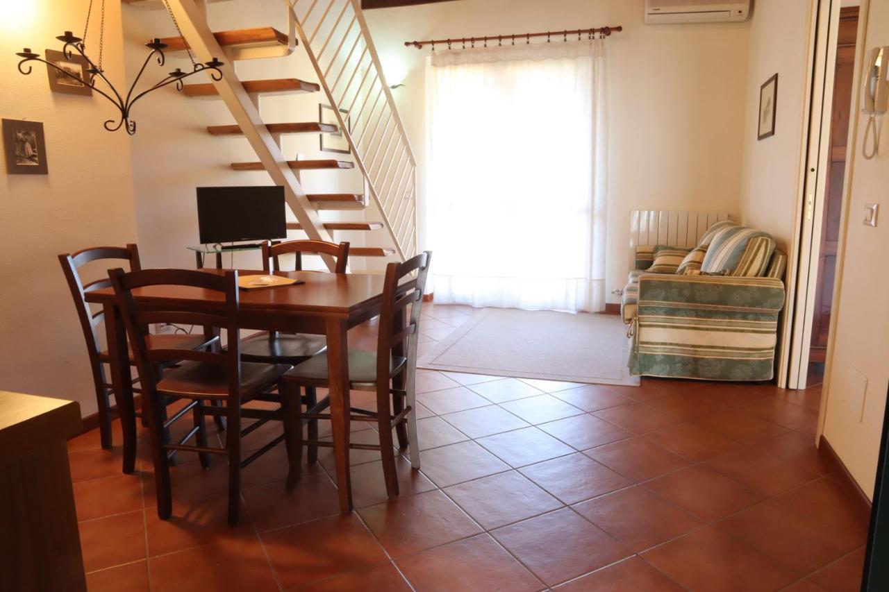 Relais Ca Nova Guest House Bogogno Buitenkant foto